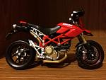 Ducati Hypermotard 1100S