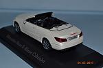 Mercedes E-Class Сabrio (A207) 2013 г. Kyosho