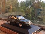 Audi A4 Avant Brilliantschwarz Minichamps