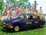 Citroen D super gendarmerie national 1971 DS collection atlas