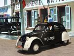 Citroen 2CV police Mondo