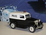 Ford Panel Delivery Truck 1932 - ERTL