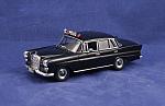 DeAgostini/Custom - Mercedes Benz 200D (W110) - Polis